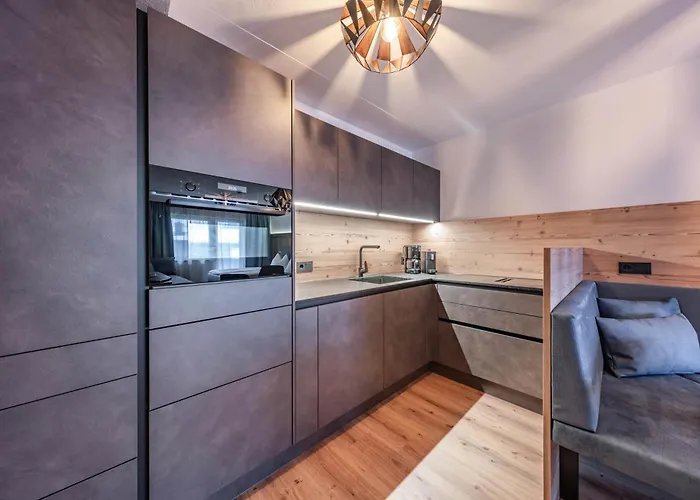 Montana 迈尔霍芬