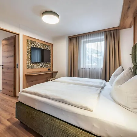 Montana Майрхофен